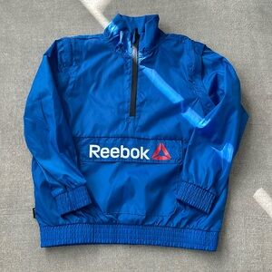 Boy’s Reebok Jacket - XS 4/5
Zip off Sleeves